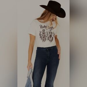 Ali Dee Women's Ridin High Graphic Short Sleeve Tee